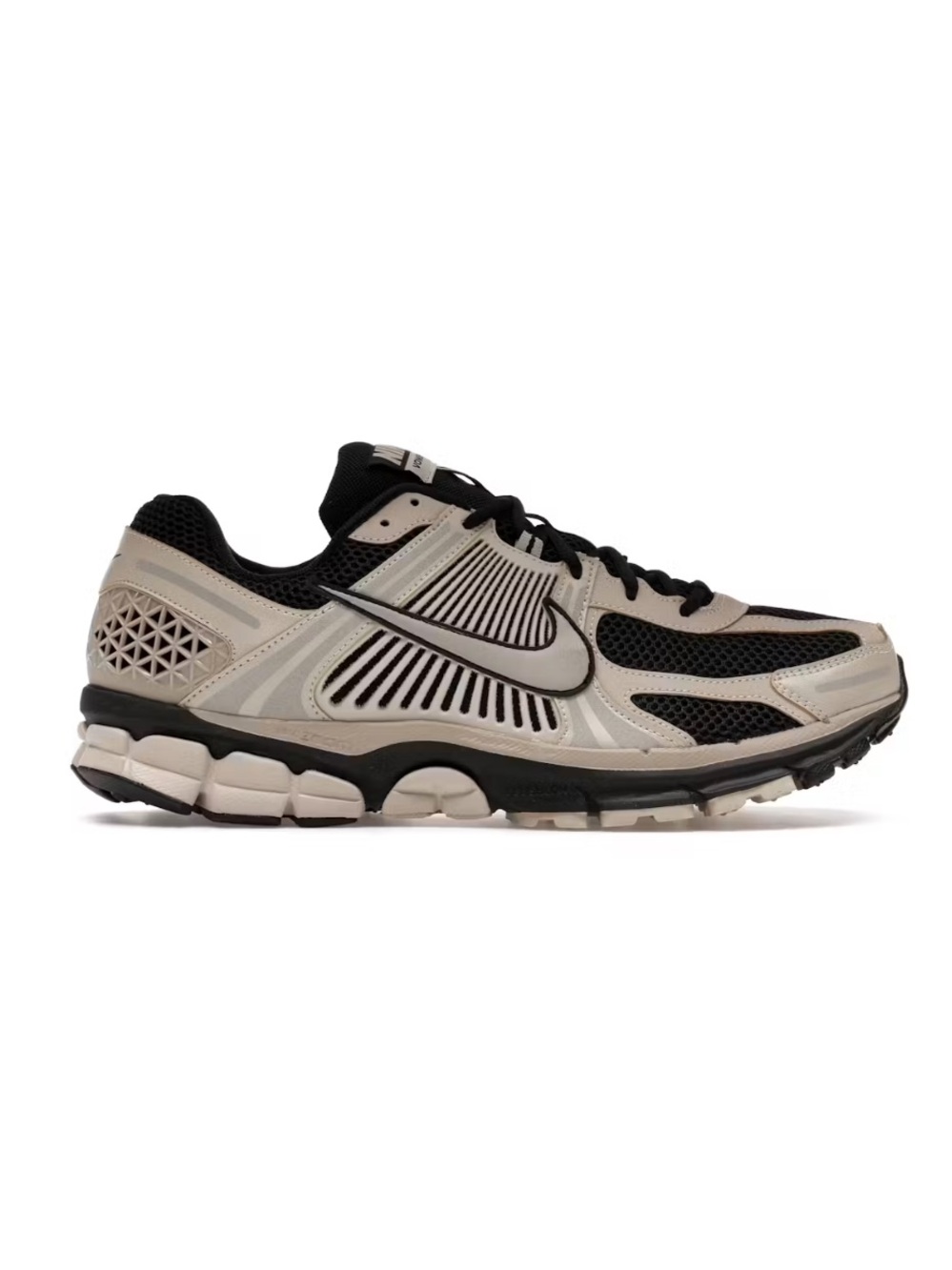 Nike Zoom Vomero 5 Black Cream 11.5
FJ4151-008